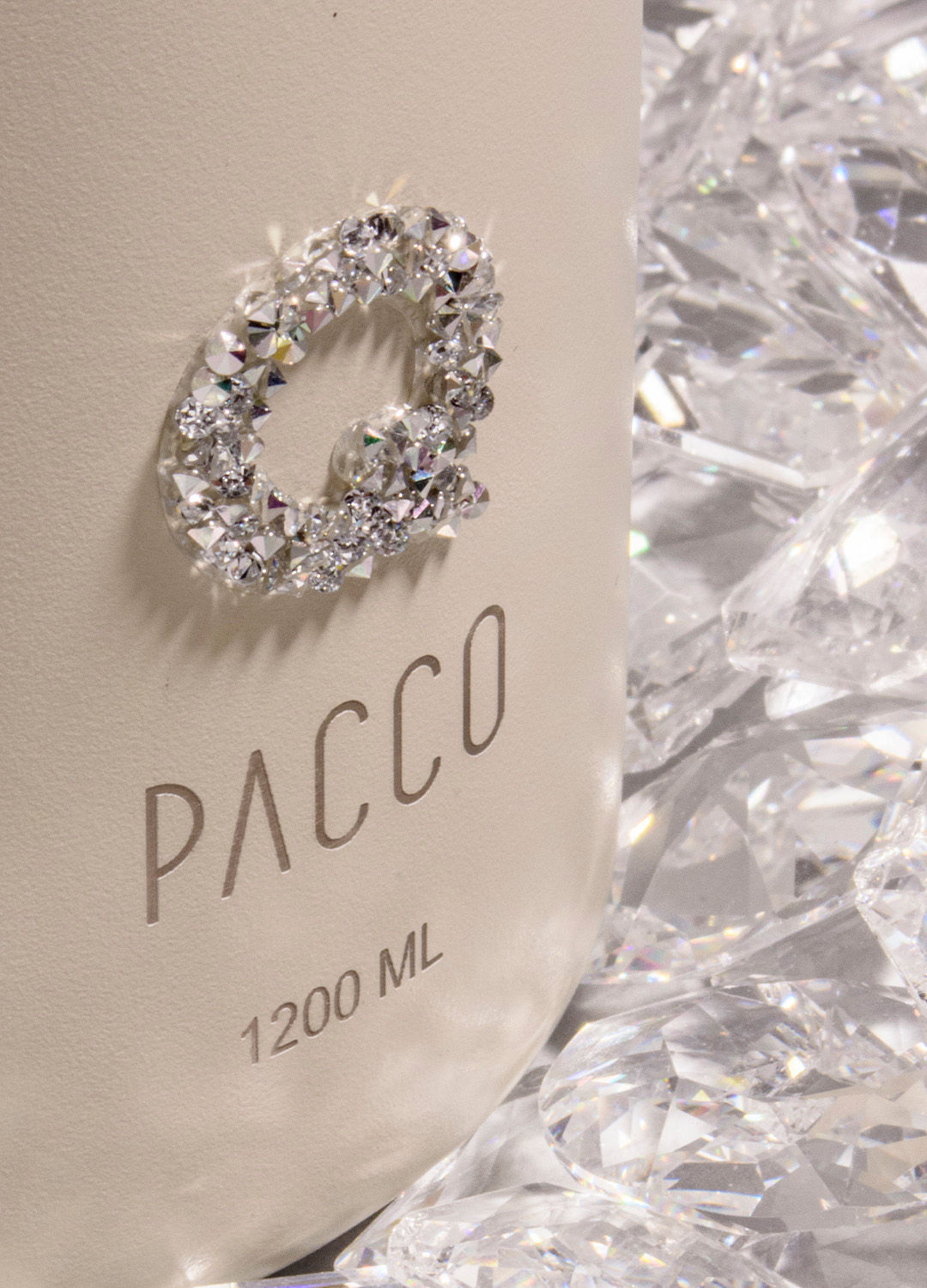 Garrafa PACCO 1200ml com cristais